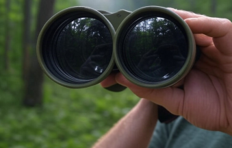 Binocluri pentru Toate Aventurile Tale